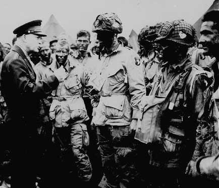 Eisenhower y paracaidistas